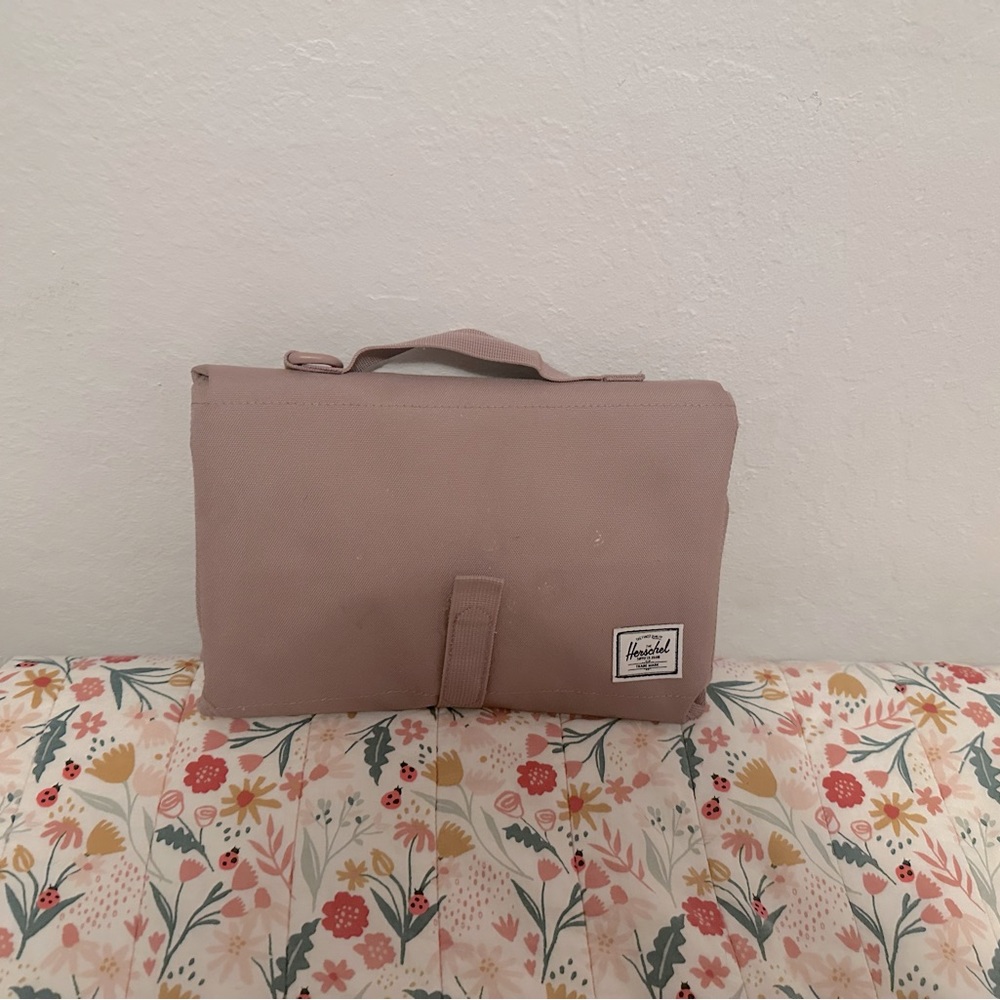 Herschel Supply Co. Sprout Change Mat Ash Rose One Size